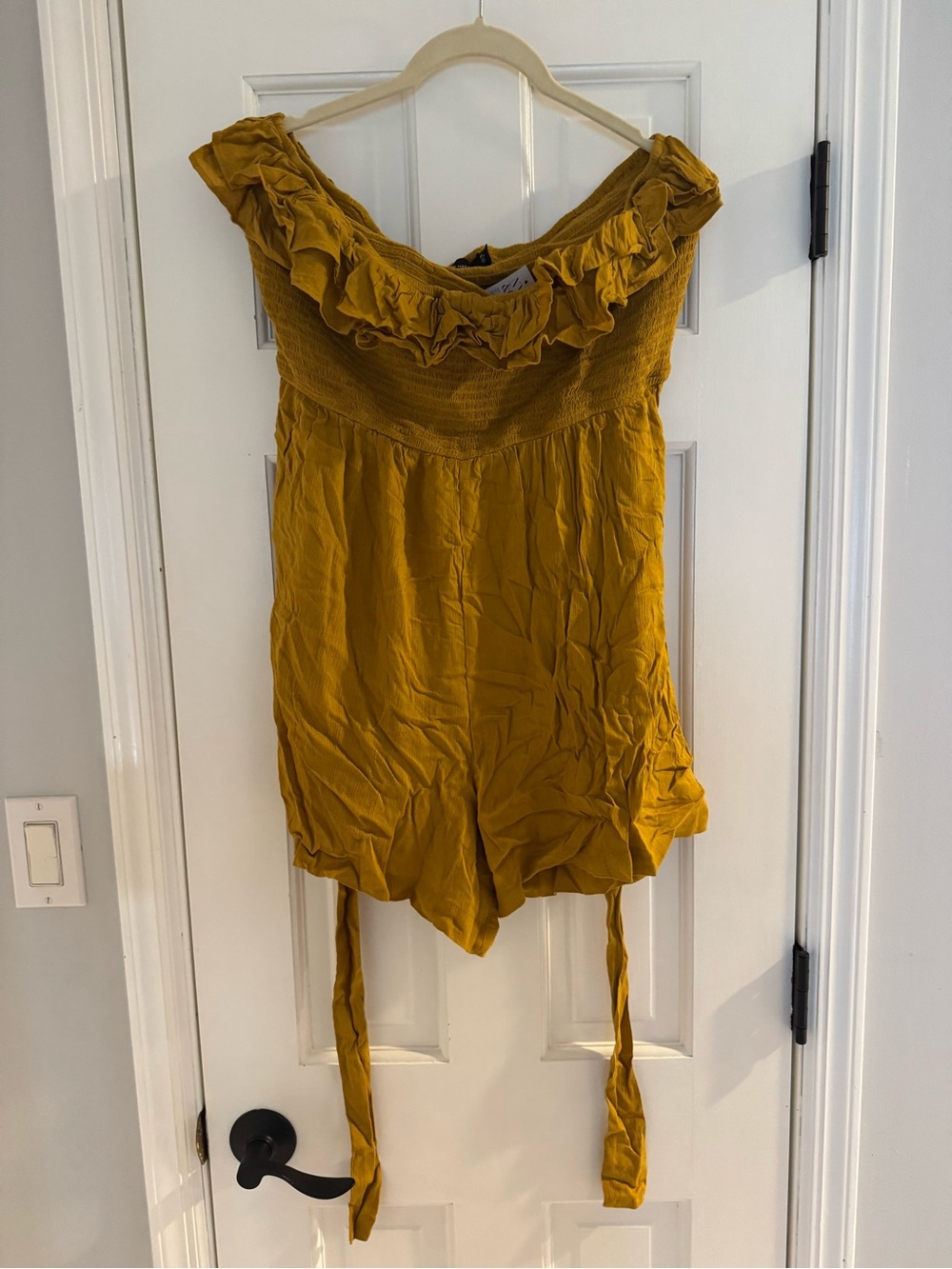 New York & Company Mustard Yellow Off-Shoulder Ruffle Romper XL